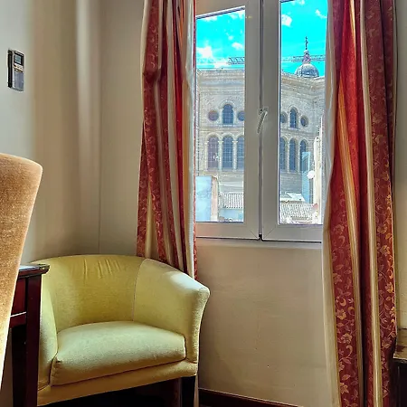 Carlos V Hotel Málaga